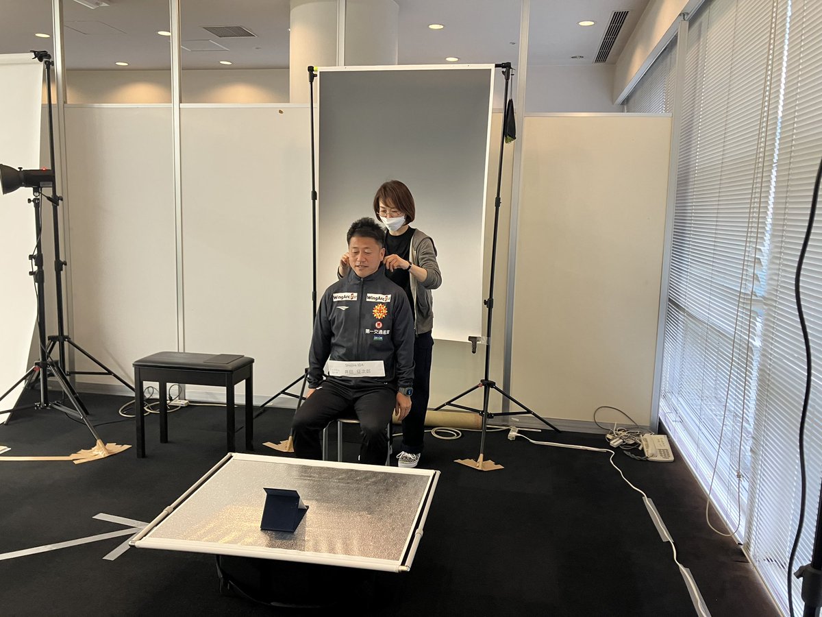 giravanz_sales's tweet photo. 担当者が嬉しくて思わずパシャリ📸
そしてフィジカルコーチ井田のオフショット🤩ウイングアーク1st様(@WingArc )とは小林SD含め、毎週打合せ、更にはキャンプにも3名体制でご参加されます💨
今季は取り組みを形に✍️✨
#ギラヴァンツ北九州 #giravanz https://t.co/lJWPRJP9w5