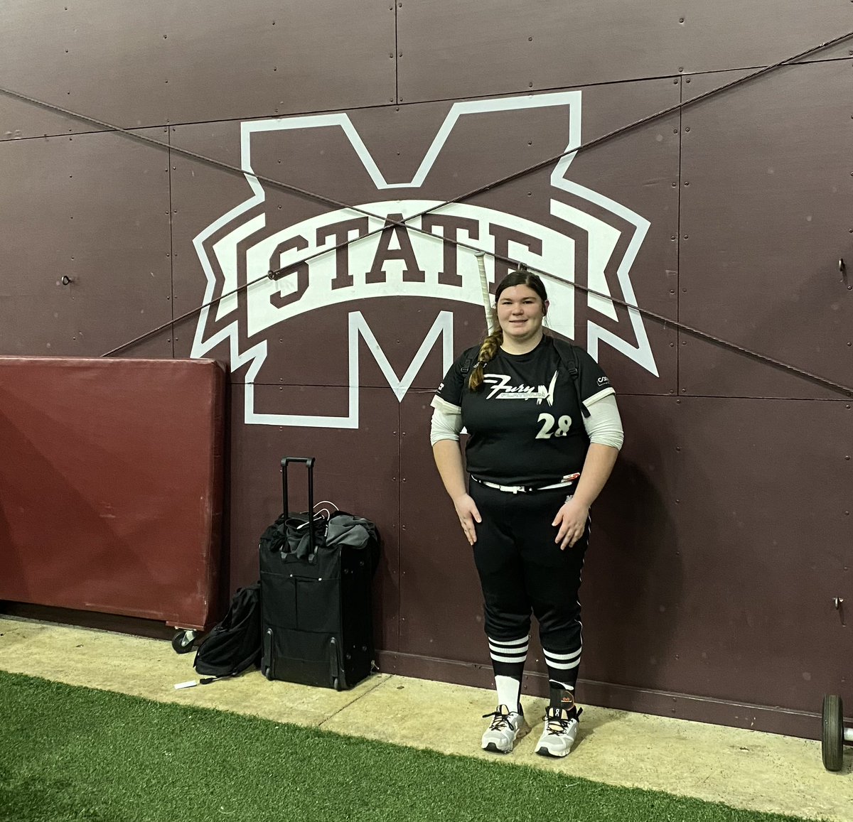 ellareese_14's tweet photo. Had the best time at Mississippi State last weekend. Thank you @Coach_Ricketts for putting on a fantastic camp. The campus and facility is amazing! Good luck this season can’t wait to watch! @HailStateSB ❤️🥎 #ER14 #hailstate https://t.co/x6GWIwQXft