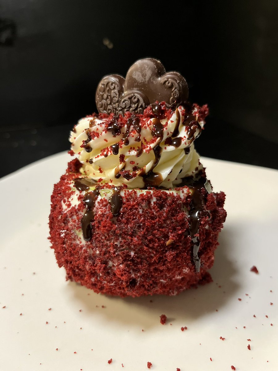 Red Velvet Cheesecake Stuffed Apple #dcfoodie #FYP