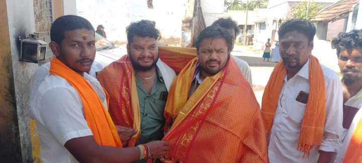 DrsivaManish's tweet photo. இந்த சேனா தேசிய தலைவர் விஷ்ணு குத்தா ஜி இடம் நானும் https://t.co/RMipMmvbzf