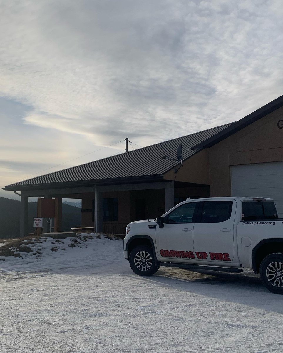 chiefcoutts's tweet photo. Not every day is fun or easy but today was a great day.  Visiting three more #firehalls in the #mdofbighorn #exahaw #ghostriver #jamiesonroad  All in amazing locations, all with some of #Canadas best firehall views. Great people doing great work for their regions. https://t.co/sGEIGki4Dl