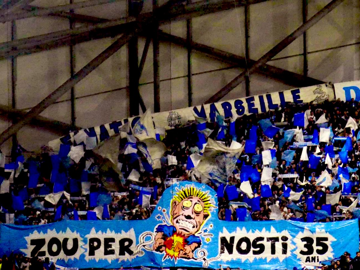 ReligionOm's tweet photo. Zone FANATICS MASSILIA #OMFCL https://t.co/QCs7k4VUpT