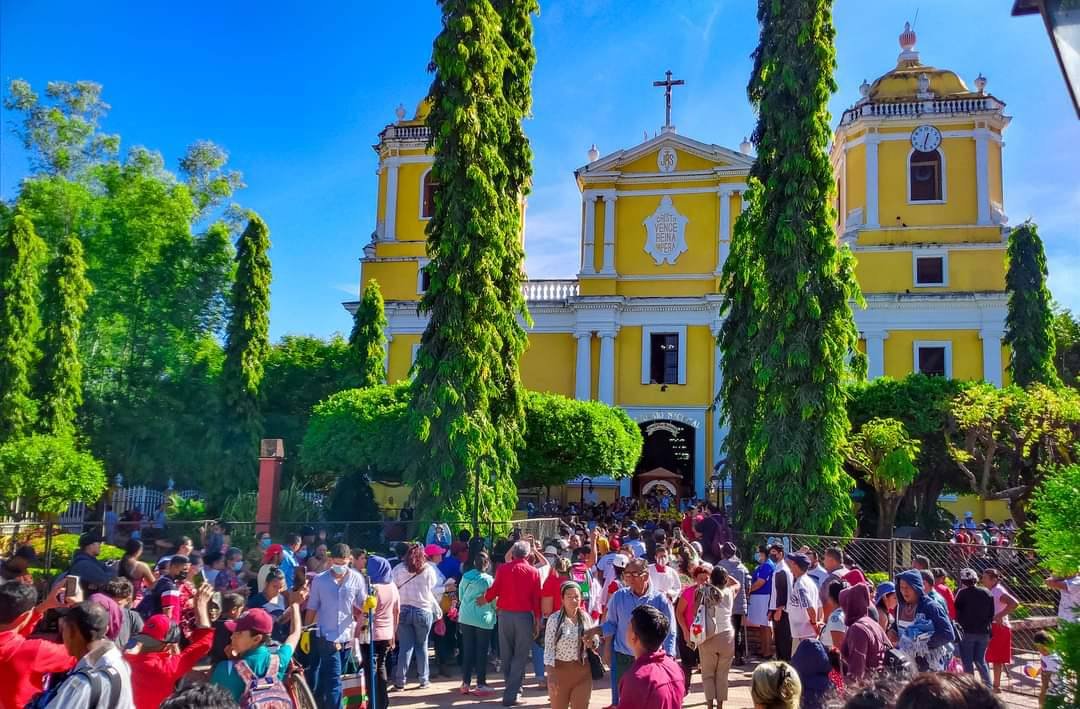 db_nicaragua's tweet photo. 3/3 #Nicaragua | Este domingo se desarrolló la fiesta patronal en honor al Señor de Milagros en El Sauce https://t.co/FyifTBCJW4