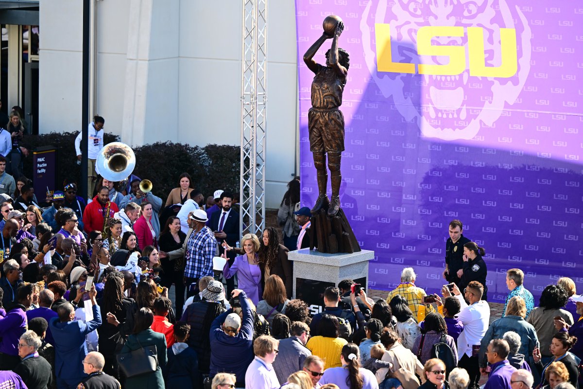 LSUwbkb tweet picture