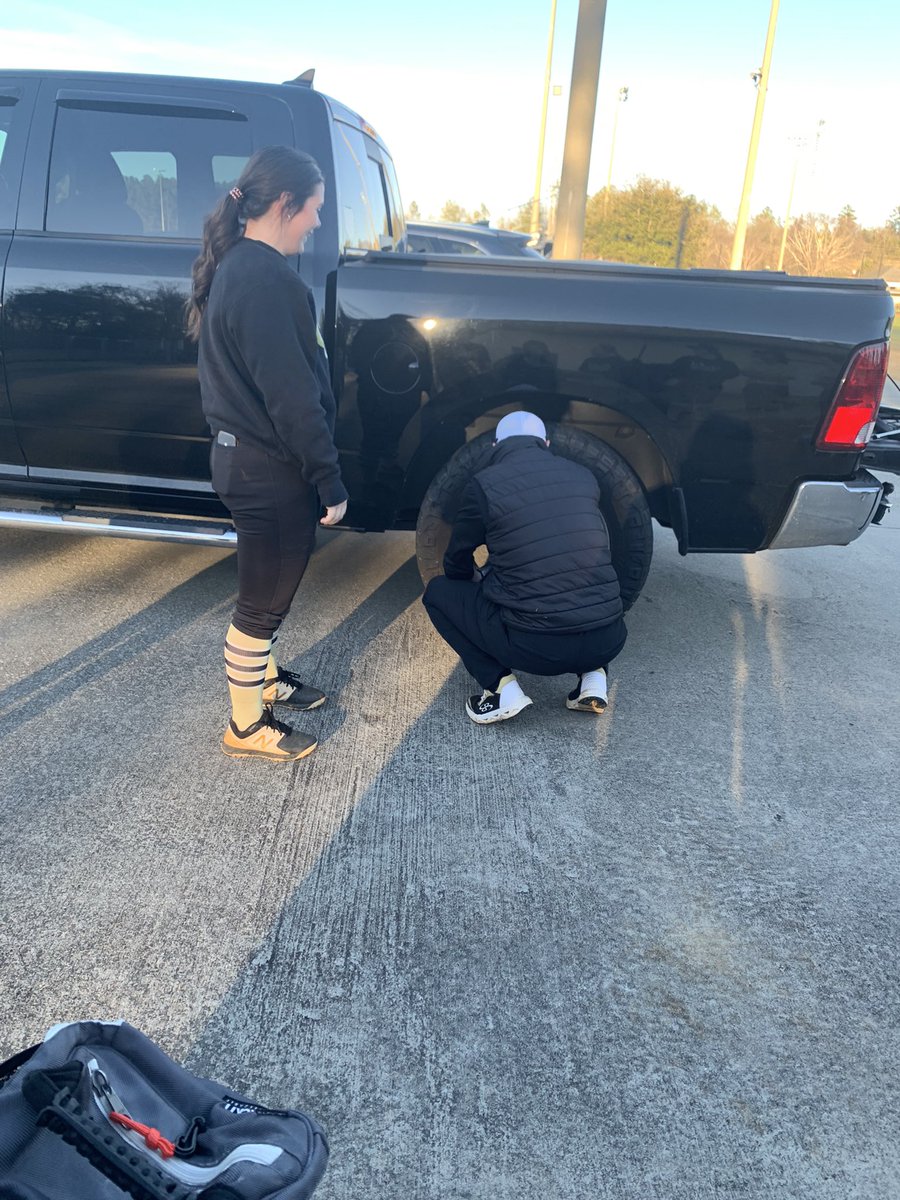 Life Lesson of the Day:
Changing a tire with Coach Bird 🐦