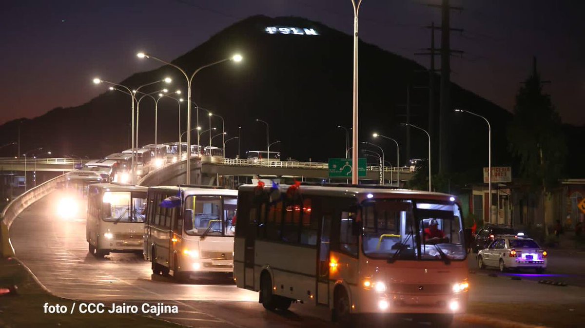 db_nicaragua's tweet photo. 1/3 #Nicaragua | Ya están en Managua, los 150 buses que llegaron de la Federación de Rusia, a fortalecer el transporte público https://t.co/dphiJU8CRw
