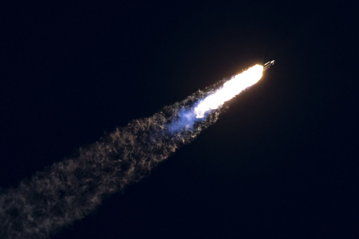 SpaceX tweet picture