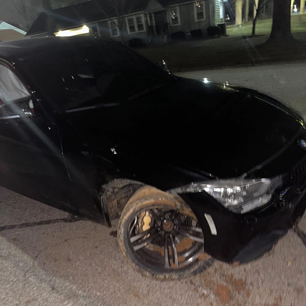 BarstoolHPU's tweet image. that’ll buff right out 🥴🫥🤡 #highpointuniversity #highpointu #highpoint #hpu365 #hpu #college #bmw #autorepair #cardetailing