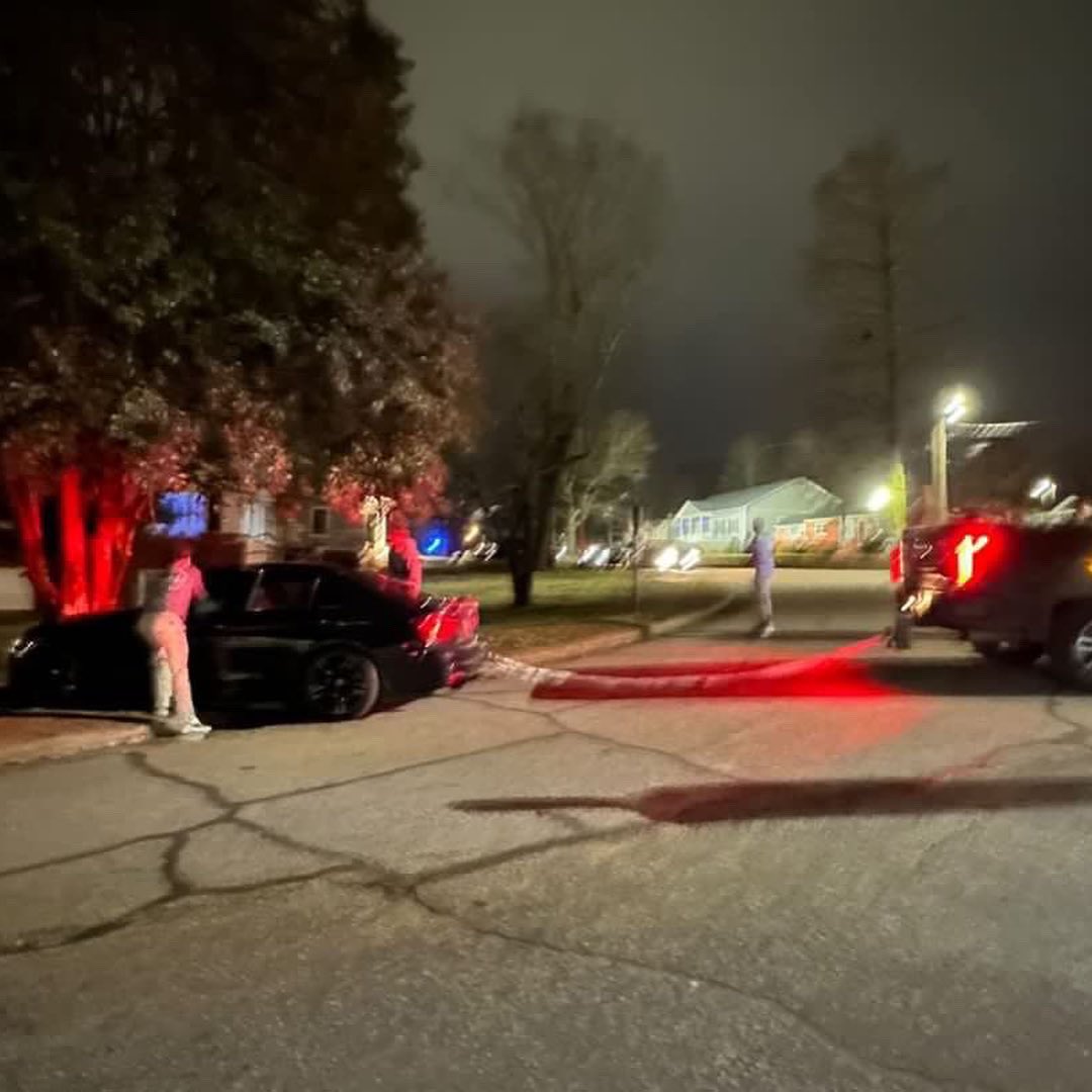 BarstoolHPU's tweet image. that’ll buff right out 🥴🫥🤡 #highpointuniversity #highpointu #highpoint #hpu365 #hpu #college #bmw #autorepair #cardetailing