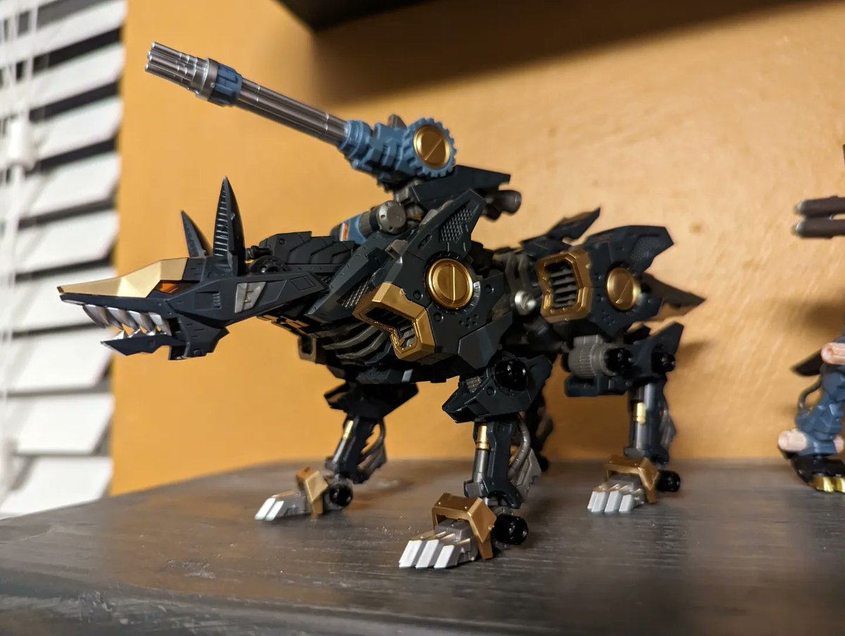 YugimanT's tweet image. Latest Model Build

#zoids #hmm #shadowfox #gunpla