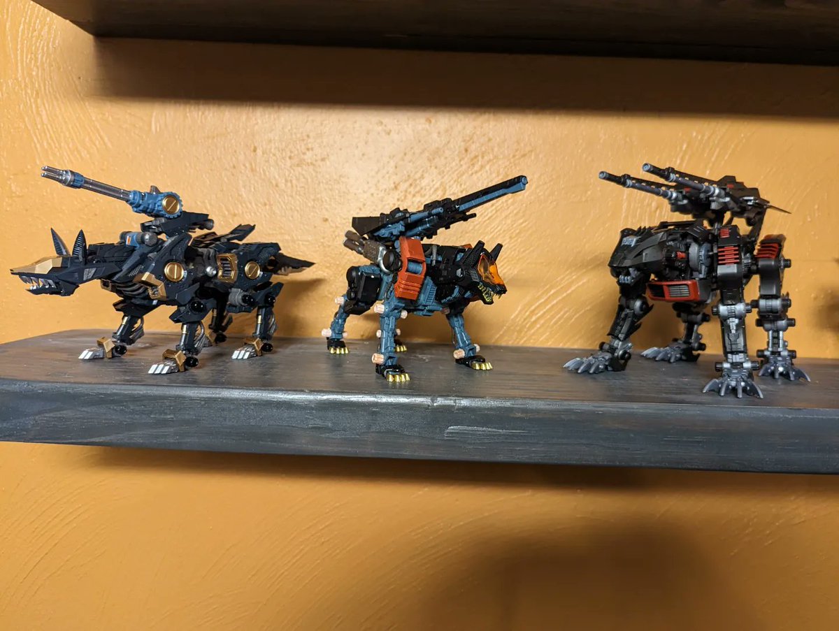 YugimanT's tweet image. Latest Model Build

#zoids #hmm #shadowfox #gunpla
