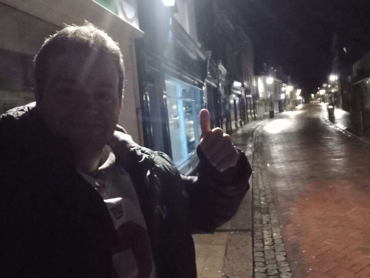 RobFoord1990's tweet image. Live scenes at the New York @Giants celebrations in the streets of Faversham,  England! @GiantInsider @BigBlueUKIRL #1amClub #ukbuffooncrew #togetherblue