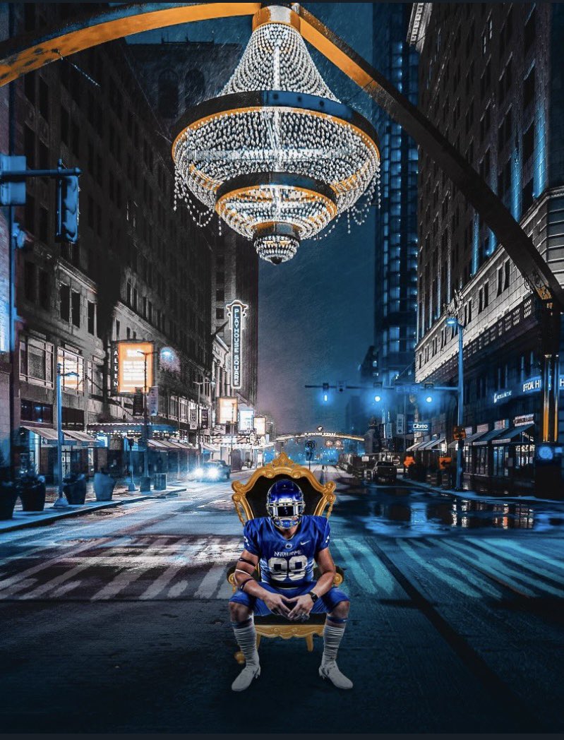 SamWhitten8's tweet photo. After a great conversation with @Coach_Chestnut I feel very blessed to have received my 12th offer from Notre Dame!! @NDC_CoachMack @CoachMacColeman @NDCFB https://t.co/YCSwqfnCgI
