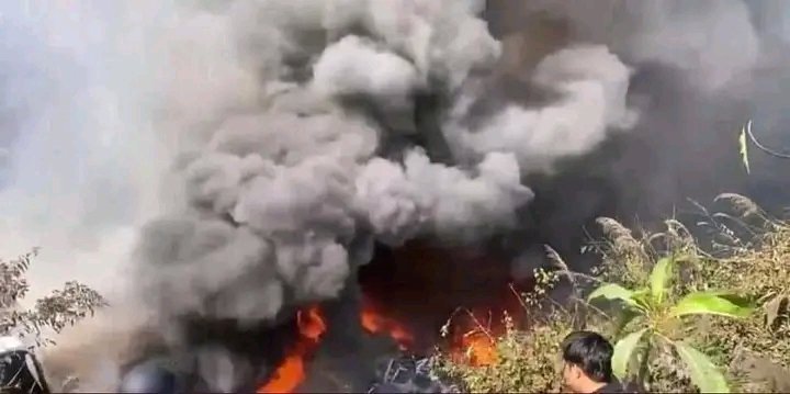 यति एयरलाइन्स को एटिआर-७२ बिमान पोखरा मा दुर्घटना भएको खबरले स्तब्ध भएको छु। दुर्घटनामा ज्यान गुमाउनु हुने यात्रु एबम चालक दलका सदस्यहरू प्रति हार्दिक श्रद्धाञ्जली व्यक्त गर्दै शोकाकुल परिवारजनमा गहिरो समबेदना व्यक्त गर्दछु।