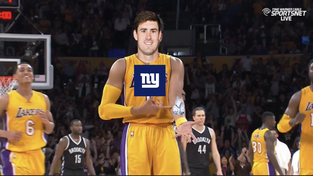 SJaraffe's tweet photo. @Giants @Daniel_Jones10 https://t.co/JcaKr0G489