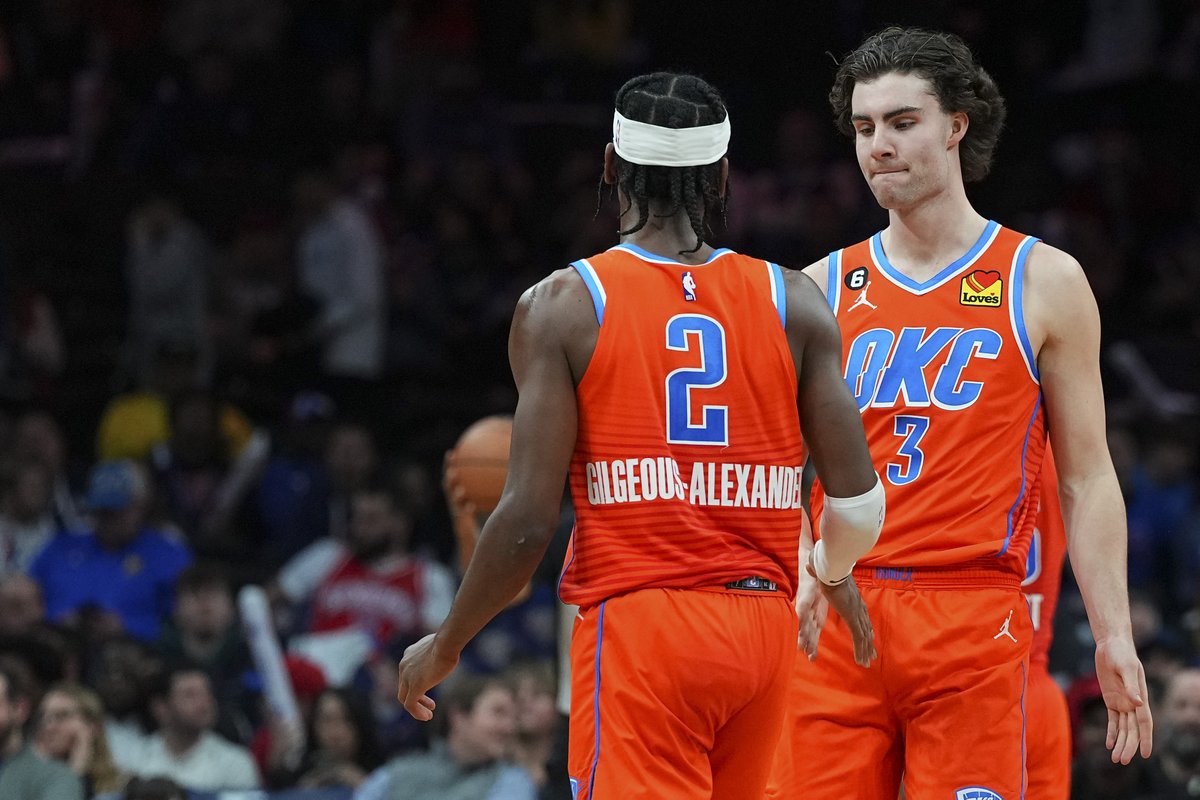 La dupla mágica del <a href="/okcthunder/">OKC THUNDER</a> en la victoria ante los Nets 🔥

▫️ Josh Gidey 28 PTS | 9 REB | 9 AST
▫️ Shai Gilgeous-Alexander 28 PTS | 7 REB | 47% TC

20 y 24 años respectivamente. FUTURO 😱
