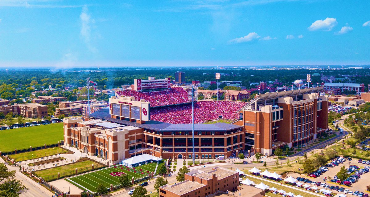 shbairtulsa's tweet photo. @mikehawkinsj @Coach_Leb @CoachVenables @leewdavis17 @JR_Sandlin @DeMarcoMurray @JOE_JON_FINLEY @TTU_EJones @OU_Football YEP YEP!! Sooner fans would LOVE to see your CRAZY duel threat QB skills wearing the Crimson &amp; Cream!! Come be part of this legendary program with a LONG list of AMAZING QBs!! And being an OU legacy, you’re a fan favorite already!! 
#BOOMER #LegitOUDNA 
❤️🏈🤍☝️⭕️🙌🧬🤩 https://t.co/oVPKcGhU7k