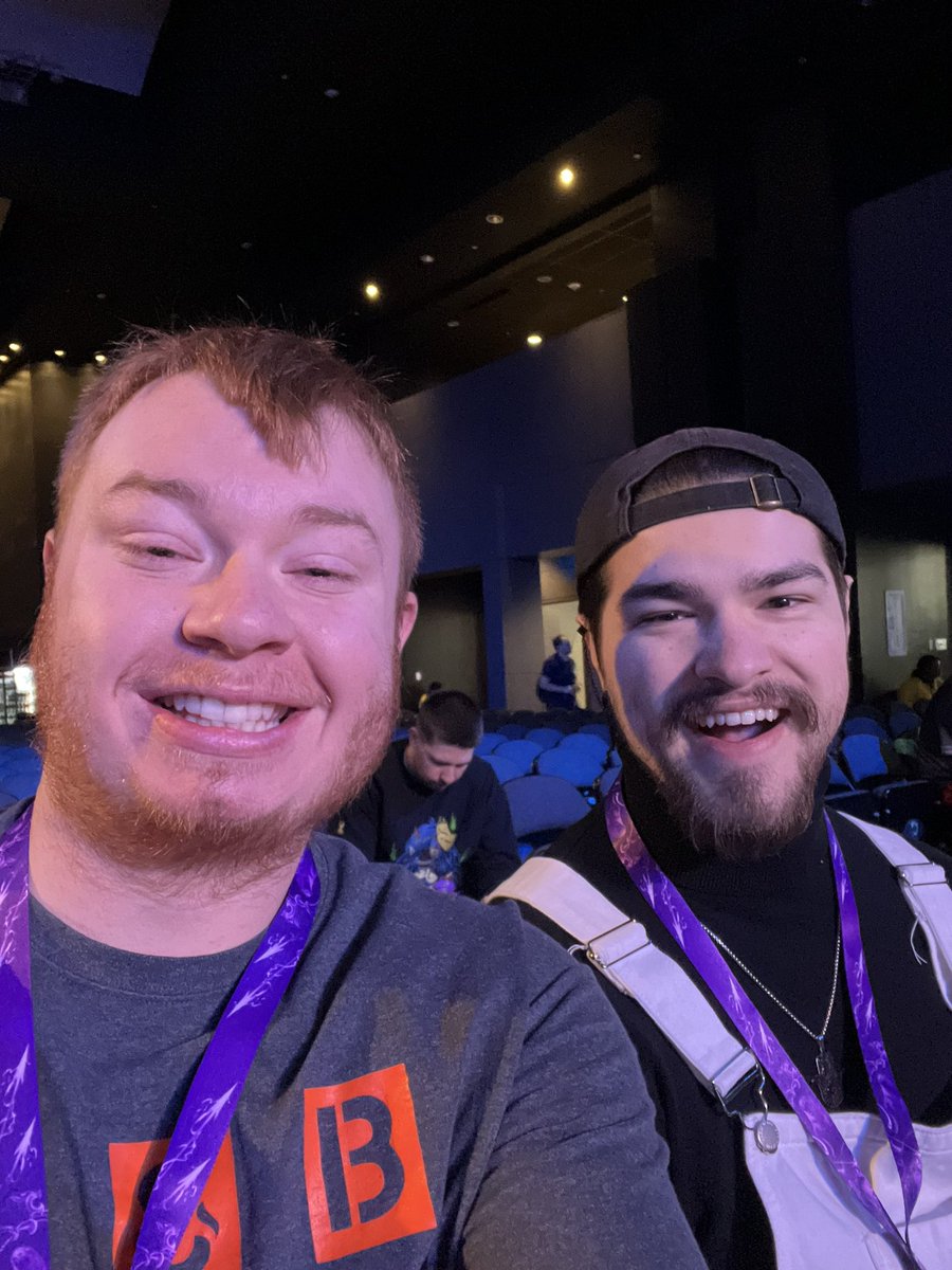 Scruffy_Ginger's tweet photo. SWC and the 10 hour trek from KCMO was worth it to meet some awesome people and see some incredible gameplay. Thanks for some great memories! #WorldsWithFans @TrelliRelli @BrutalMagllini @tempestteacup_ https://t.co/ekBXWOiTqZ