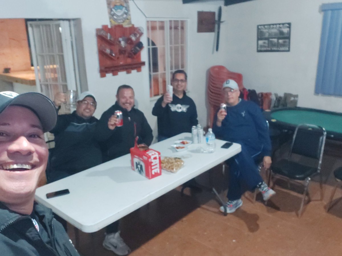 Gmosanchez7's tweet photo. #WildCardEnTUDN SALUDOS BALBOACLUBCHIHUAHIA https://t.co/RRdBuzbJMN