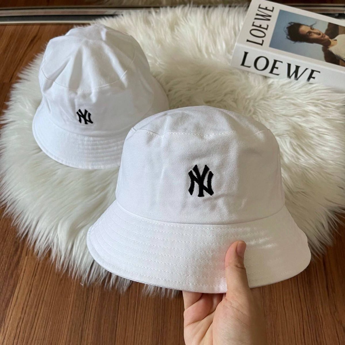 preforg7's tweet photo. หมวก MLB rookie bucket hat หมวกปีกสีขาว 🤍🤍 logo NY
Size : 57cm.
💵 Price : 1,790฿ รวมส่ง
#หมวกmlb #mlbhat #ดิวอริสรา #MissUniverse2022 #แอนนาเสือ #แอนนาเสืองามเอี่ยม #ตลาดนัดproxie #ตลาดนัดtreasure #ตลาดนัดnct #ตลาดนัดบังทัน #ตลาดนัดสวนแครอท #ตลาดนัดnewjeans https://t.co/Vhjx84zC4K