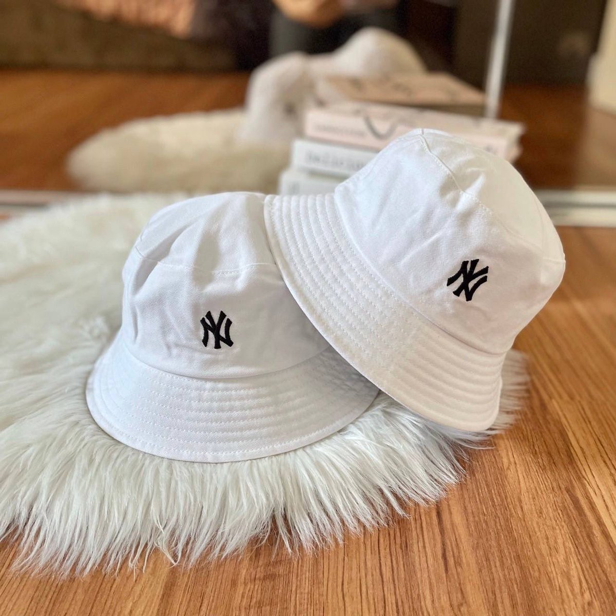 preforg7's tweet photo. หมวก MLB rookie bucket hat หมวกปีกสีขาว 🤍🤍 logo NY
Size : 57cm.
💵 Price : 1,790฿ รวมส่ง
#หมวกmlb #mlbhat #ดิวอริสรา #MissUniverse2022 #แอนนาเสือ #แอนนาเสืองามเอี่ยม #ตลาดนัดproxie #ตลาดนัดtreasure #ตลาดนัดnct #ตลาดนัดบังทัน #ตลาดนัดสวนแครอท #ตลาดนัดnewjeans https://t.co/Vhjx84zC4K