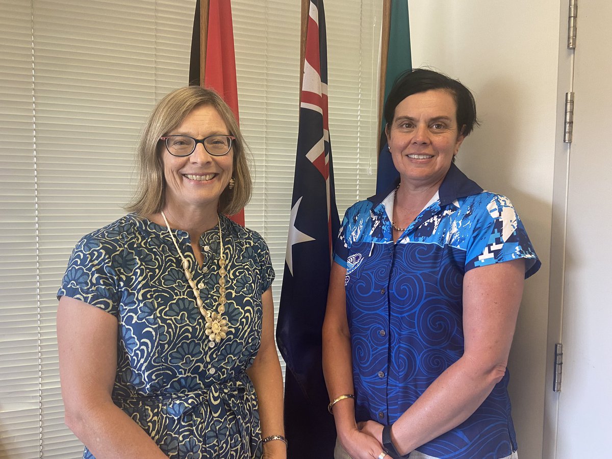Director PFP Amanda McCormick <a href="/AIPMAmanda/">AIPM Amanda</a> met today with Australian Ambassador to FSM, Jo Cowley and shared the great leadership and management development opportunities being undertaken across our Blue Pacific by our PICP chiefs and their teams, supported by <a href="/PacificFaculty/">Pacific Faculty of Policing</a>.
