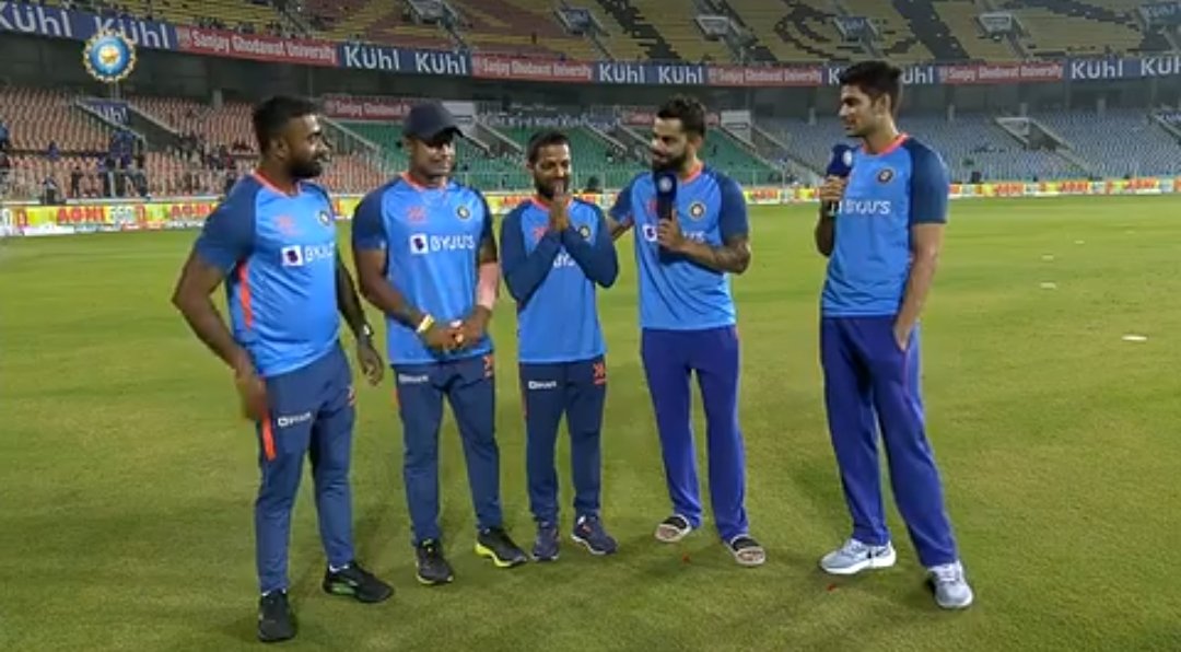CricCrazyJohns's tweet photo. Virat Kohli said "This is Raghu, Daya, Nuwan - they challenge us every day with 145 kmph, 150 kmph, practice sessions are so intense, make us ready for the match, they had played a big role in my success, so everyone should remember their faces &amp; names so thank you guys". https://t.co/XgzAdukSZA