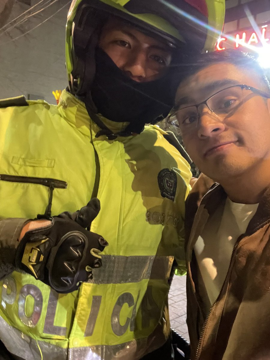 Karma_Sutra's tweet photo. Uno sabe que la fiesta estuvo buena cuando… JAJAJAJA https://t.co/AxoCEYJ1dc