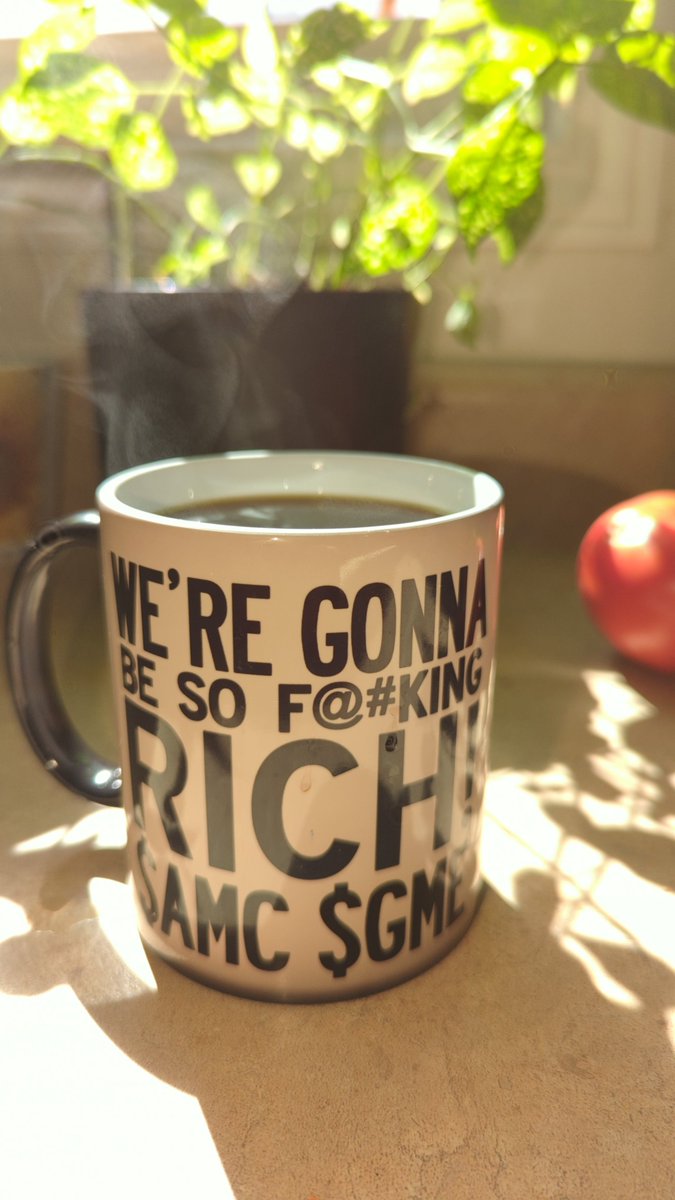 BossBlunts1's tweet image. There were 625 million tokens in a broker dealer according to Brett Harrison...
Only 516 million shares of #AMC are supposed to exist to borrow against. 
Retail owns 85% of the float.
ETFs 5%.
Insiders 4%.
Institutions 22%.
Shorts 22%.
FTX supposedly 121%.
Now you see why #WGBSFR