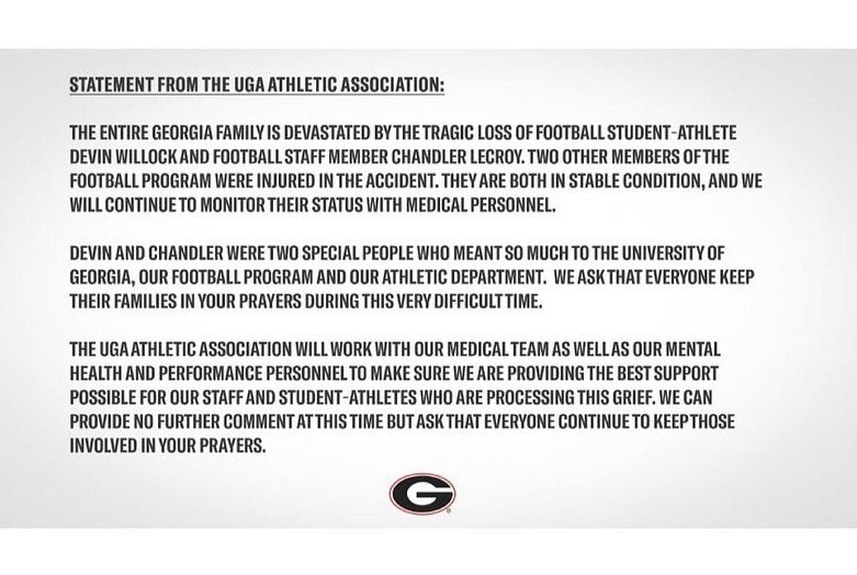 TheGeorgiaWay's tweet photo. Sending love and prayers to the Willock and LeCroy families, @GeorgiaFootball and all of our @UGAAthletics family. Keeping those recovering physically and mentally in our thoughts and prayers. ❤️🐾 https://t.co/DtokJk2xhx