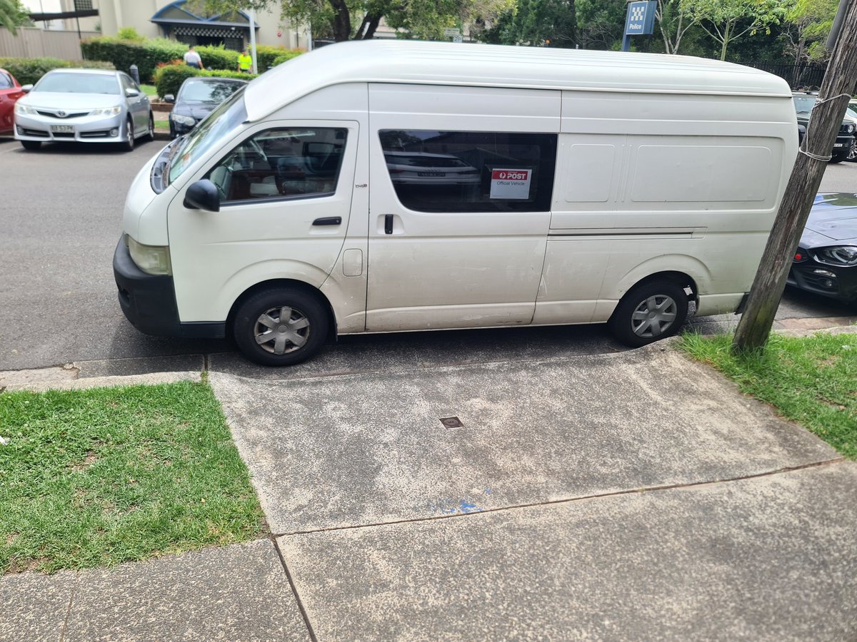 PaddysUtd's tweet photo. @auspost can you have a word with your this driver. Blocking me in my driveway while they off delivering letters. @nswpolice can ye pop him a fine by any chance? https://t.co/HjlaDuUuOy