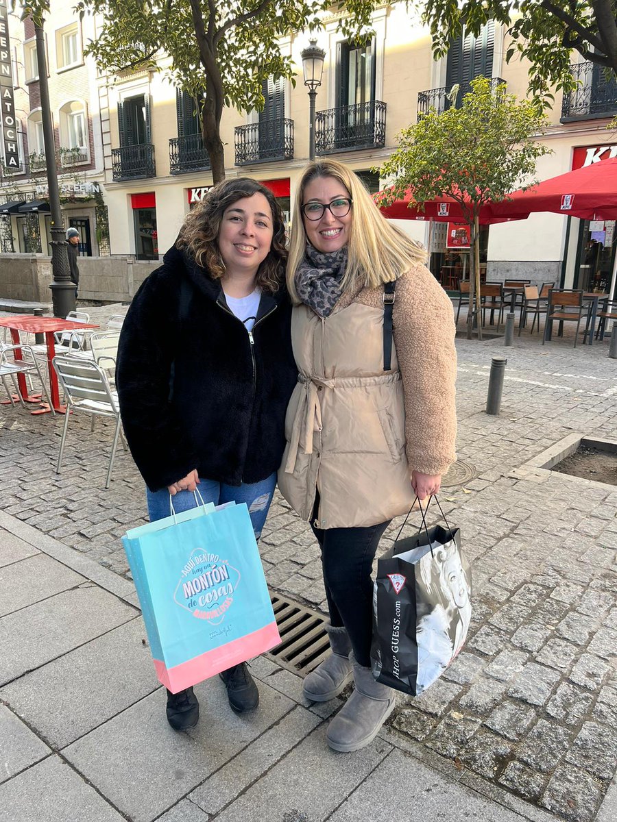 Pilar SdelaP (@psdelap) on Twitter photo Hoy cumple años una persona maravillosa, <a href="/Iris_CU93/">Iris Torrente | Colitis Ulcerosa & Inmunomediadas</a>, un ejemplo de lucha, de valentía y sobre todo, un ejemplo de amistad. Felicidades, guapísima!!! A por un año más sumando momentos especiales!!! 😘😘😘 Hoy cumple años una persona maravillosa, <a href="/Iris_CU93/">Iris Torrente | Colitis Ulcerosa & Inmunomediadas</a>, un ejemplo de lucha, de valentía y sobre todo, un ejemplo de amistad. Felicidades, guapísima!!! A por un año más sumando momentos especiales!!! 😘😘😘