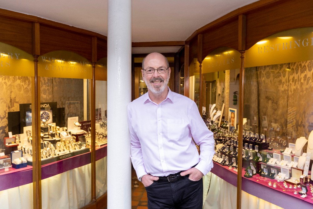 Visit_WestEnd's tweet photo. Tom Harkins Jeweller
๐11 Byres Rd, G11 5RD
โ๏ธ0141 339 0409
โจEnquirer about repairs & bespoke items on
@ShopAppyUK
https://t.co/UnJnb3btEN
๐ท@rabperry @robertperry_photo
#ShopAppy #Jeweller #visitwestend #lovescotland #hiddenscotland #peoplemakeglasgow #visitscotland https://t.co/sVgHkp1dkJ