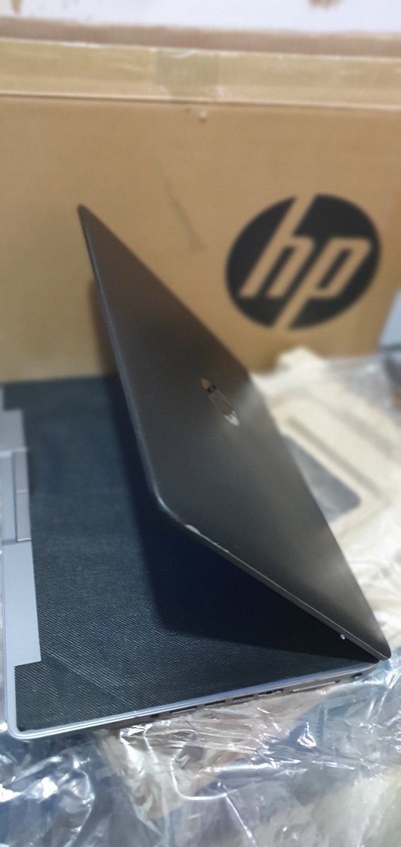 jonathanlupand0's tweet photo. Hp boxed almost new 
Core i5 
256ssd 4gb ram 14 inch 
K6000 negotiable https://t.co/AwKMxhMxtF