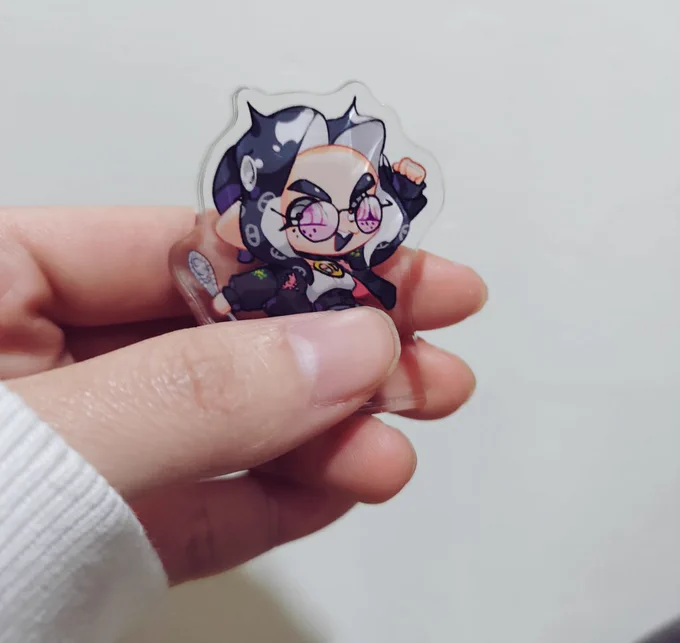 ヒトリデハキケンジャ,コレヲ サズケヨウ 