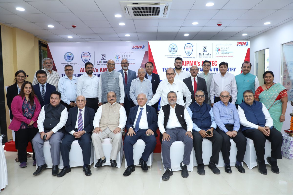 aipmas_amtec's tweet photo. On 13th January, 2023 @aipmas_amtec celebrates a successful event on Technology Roundtable with #plasticindustry

#technology #openforumdiscussion #hotrunner #packaging #engineers #event https://t.co/IP3f0hjM5a