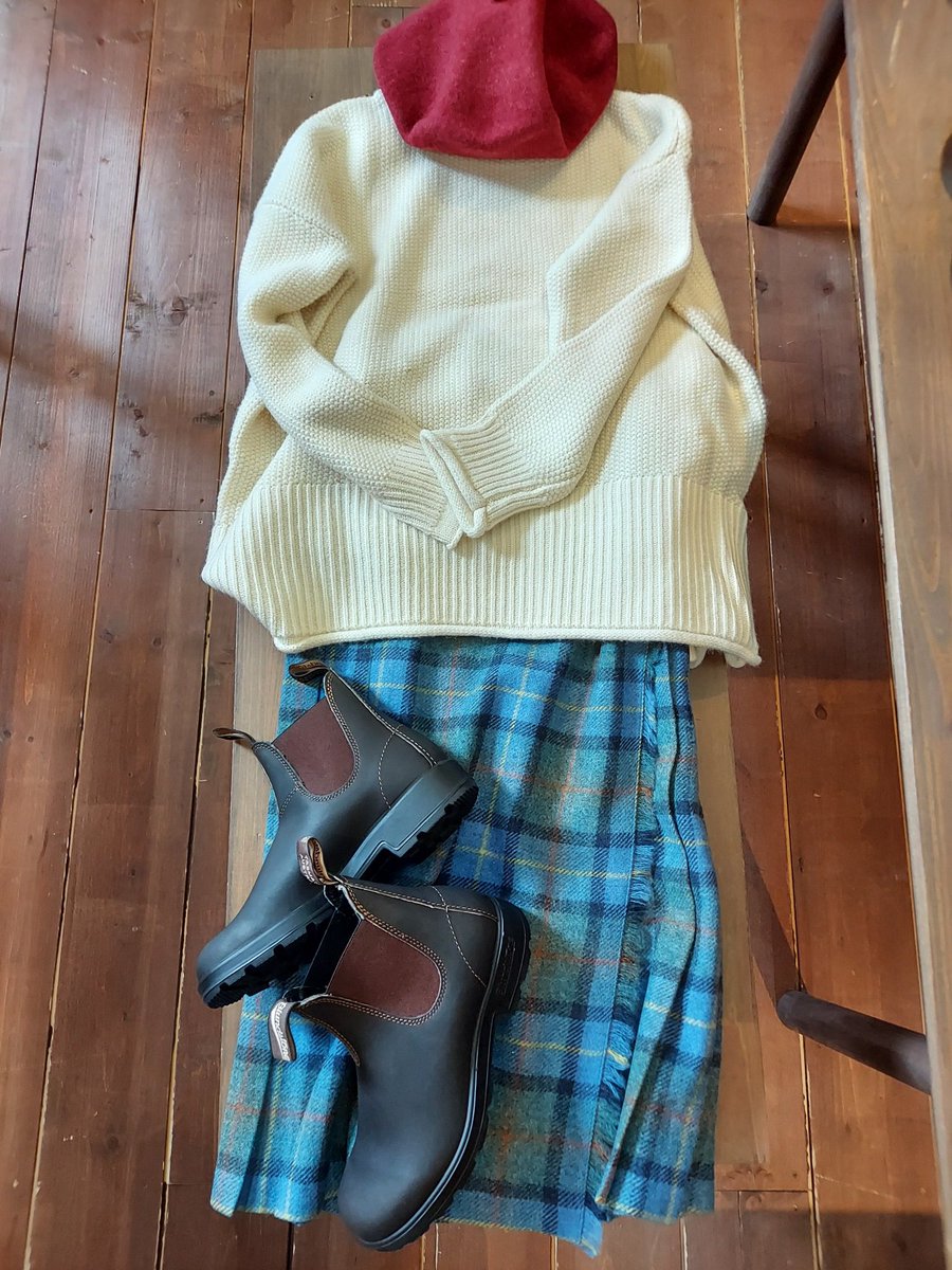 audreyselectsh1's tweet photo. Blundstoneは今月ご購入が大変おススメ。このご時世なので、来月からは値上がりします。いつか欲しかっ��けどって方いらっしゃいませんか？オールシーズン履けちゃうBlundstone、全力推しです♡
#帯広 #帯広観光 #Blundstone #冬コーデ #お買い得情報 https://t.co/imtcbu8iG8