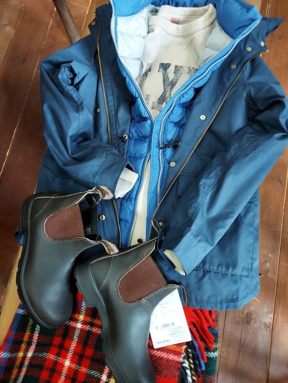 audreyselectsh1's tweet photo. Blundstoneは今月ご購入が大変おススメ。このご時世なので、来月からは値上がりします。いつか欲しかっ��けどって方いらっしゃいませんか？オールシーズン履けちゃうBlundstone、全力推しです♡
#帯広 #帯広観光 #Blundstone #冬コーデ #お買い得情報 https://t.co/imtcbu8iG8