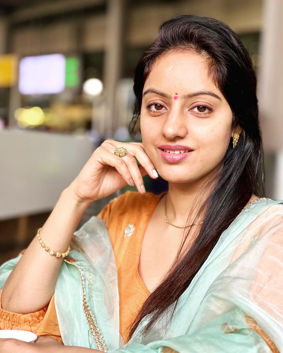 talkingbling's tweet photo. @deepikasingh150 looking refreshing and beautiful 🤩❤️
.
.
#deepikasingh #deepikasinghfans #talkingbling https://t.co/RfJKEkbXXZ