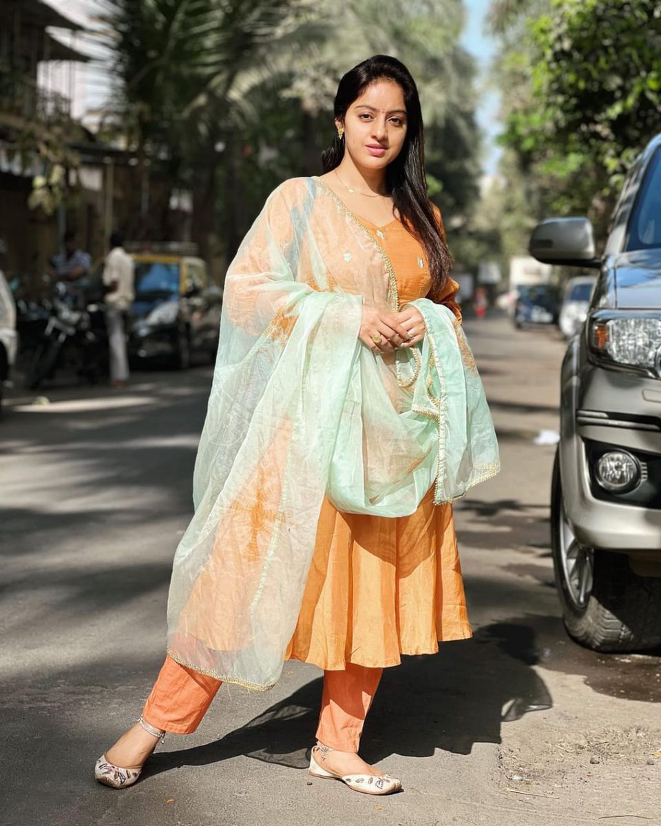 talkingbling's tweet photo. @deepikasingh150 looking refreshing and beautiful 🤩❤️
.
.
#deepikasingh #deepikasinghfans #talkingbling https://t.co/RfJKEkbXXZ