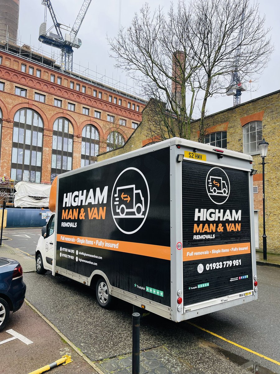 London Moving 🇬🇧💂🏻‍♂️🌆 We cover mainland UK, today, next day and all the way ✌🏻 #highammanandvanremovals #londonmoves #highamferrers #rushden #northamptonshire #removals #movinghome #movingoffice #moving #trustustomoveyou