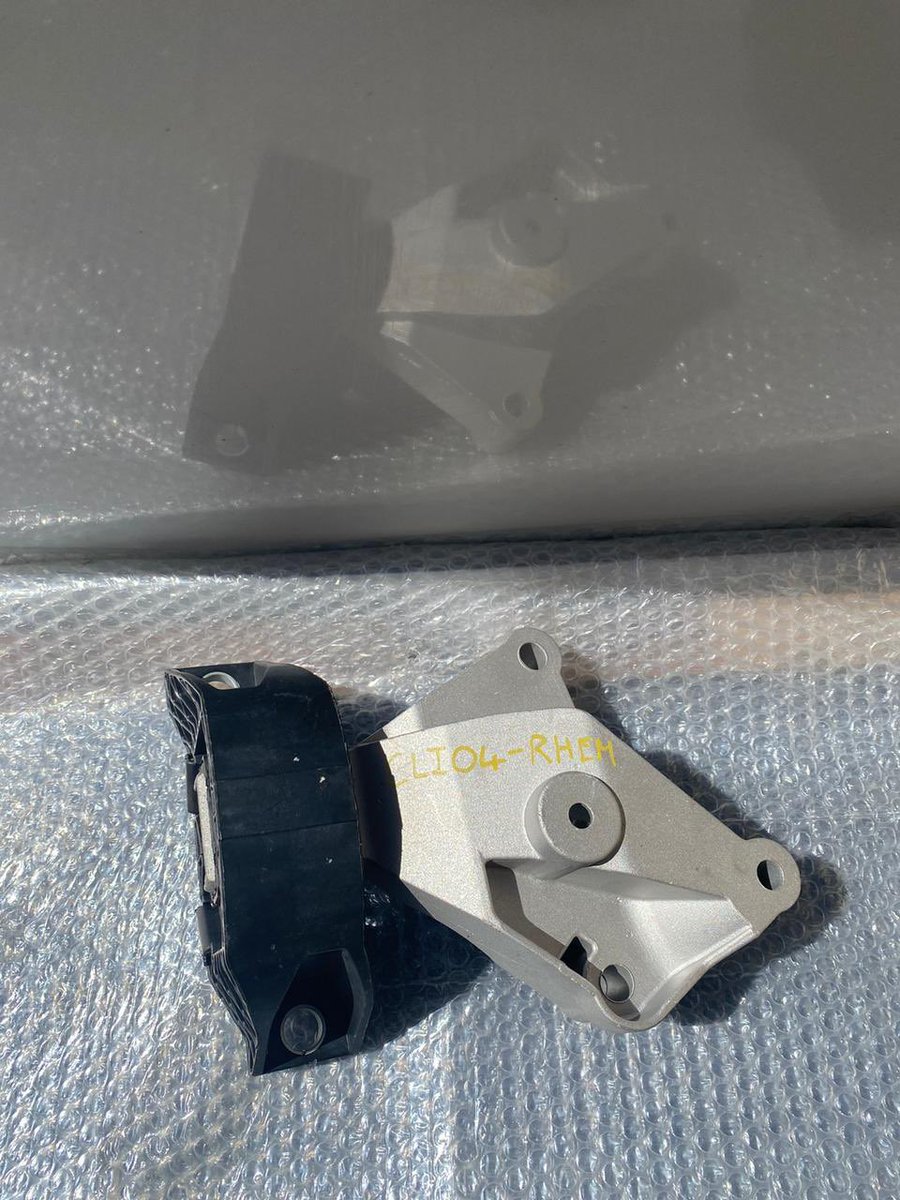 SparesRenault's tweet photo. Brand new Renault parts available 

Visit our page to learn more about our services and parts or call 083 347 5915

#Renault #BBTitans #NationalShutdown https://t.co/nWke2Zx6QF