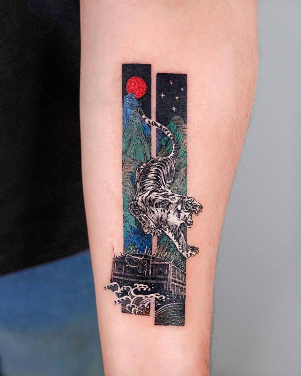 TattooConnectAu's tweet photo. A tiger tattoo on the lower arm is an incredibly popular choice for many people.
Read more
https://t.co/SIrweqltya
#Liontattoodesigns #Liontattooideas #Tattooartists #LowerArm #Inked #Tattooideas #Tattoo https://t.co/3BGjkimJag