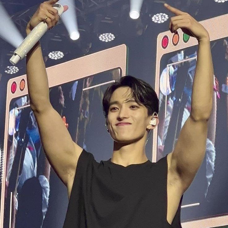 thinking about dokyeom tweet media