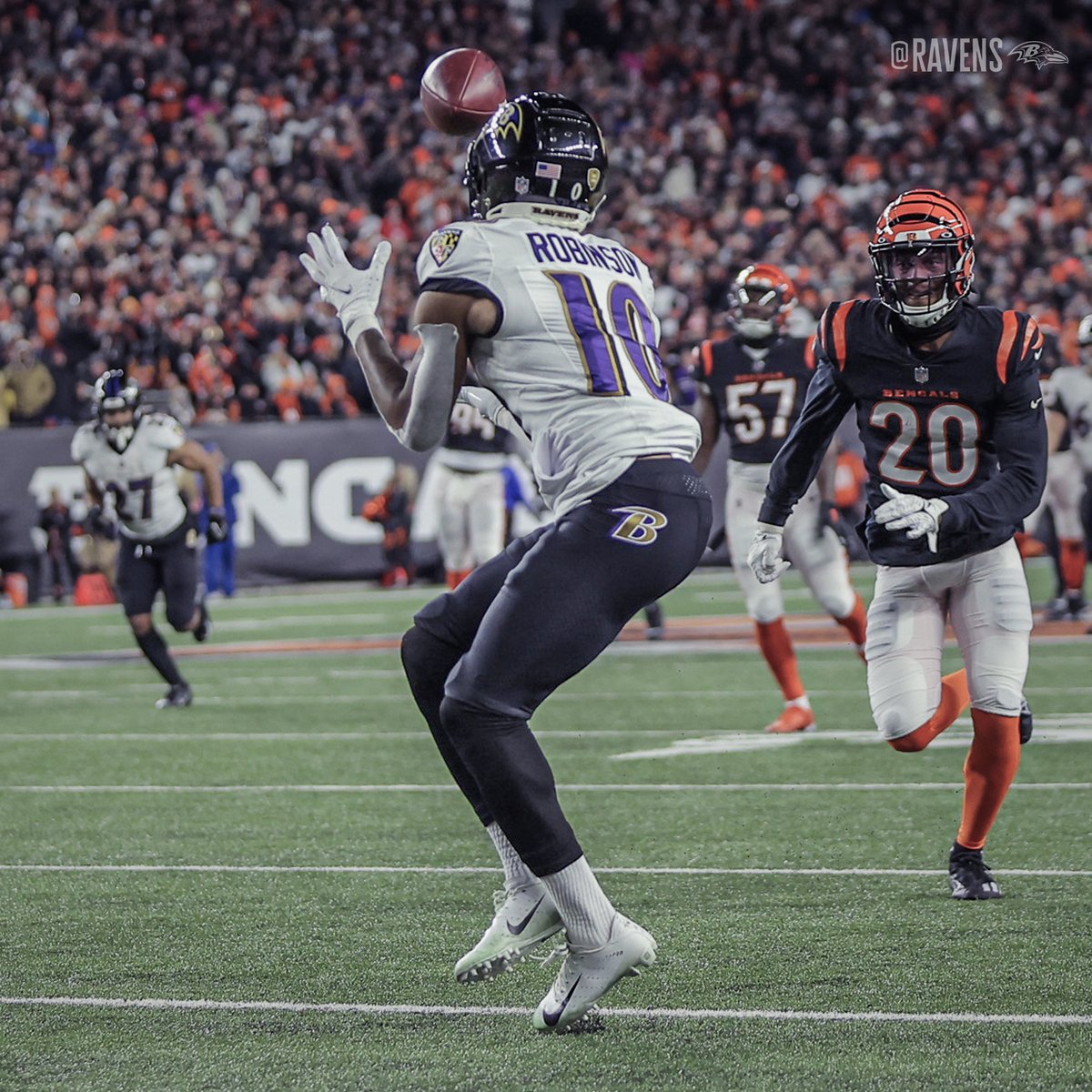 Ravens's tweet photo. RAVENS TOUCHDOWN. 😈 https://t.co/Dzq7PCefE9