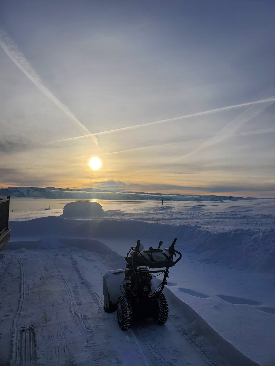 StillTr49987518's tweet photo. #goodmorning #sunrise #freshsnow https://t.co/VAHLi211Fl