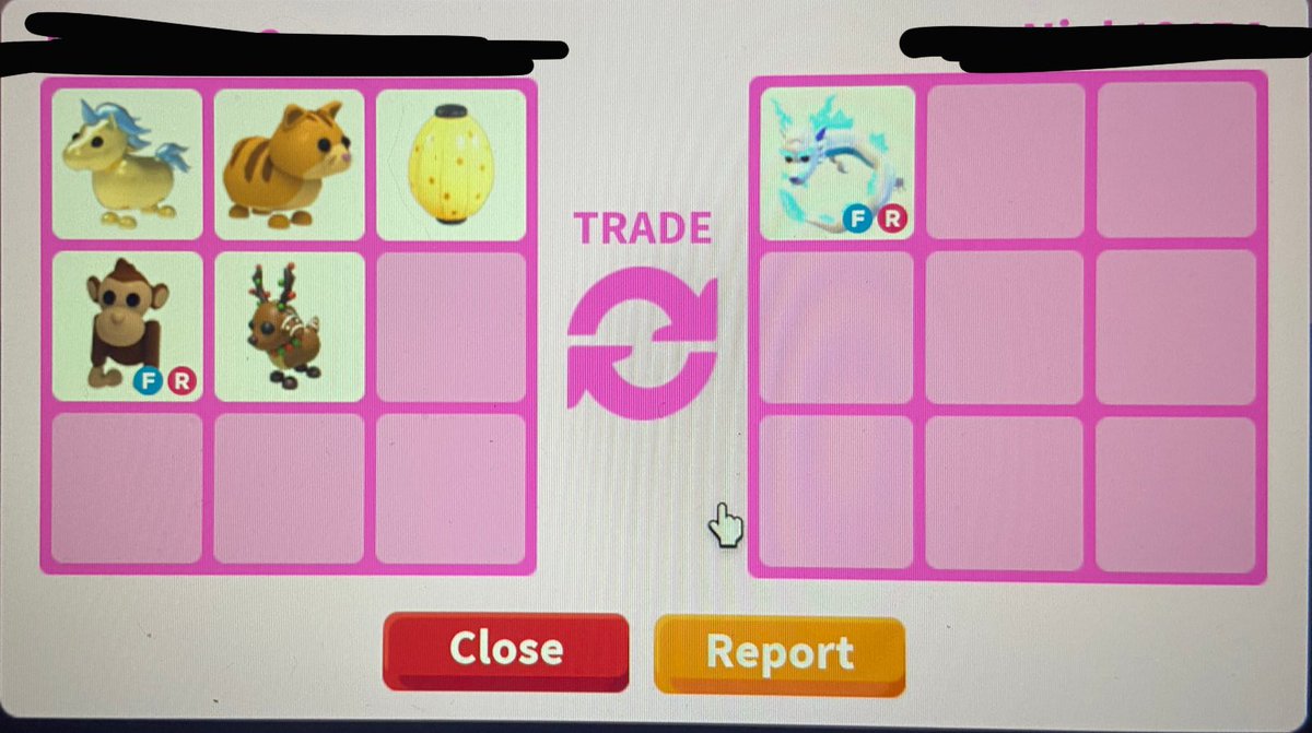 EmmaSmith1606's tweet photo. So what happened is that I traded the r golden uni for a normal one + dragonfly, that’s why I traded normal golden uni L/F/W #adoptmetrades #adoptmetrading https://t.co/3NJOogvAmn