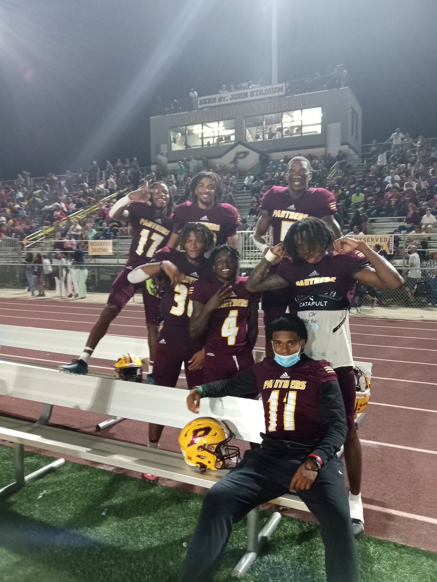 ETeam03842193's tweet photo. 📝 @recruitperry1 has become a hotbed for dB's ..@show_case29 @wavvyytr3 @devon_smoot @ElijahJoseph_2  @CassonC @GWUFootball @7TreWright @MemphisFB @Caleb_Wilson12   @AF_Football @CamerinMarshall @GeorgiaStateFB @DeuntaeK @Ahmad2xs @RecruitGeorgia @NPSEShowcase https://t.co/DjKT9XGA1Q