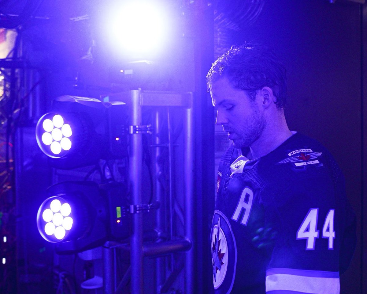 NHLJets's tweet photo. 40 ASSISTS IN 44 GAMES 🚀 https://t.co/qWl5SQLMRE