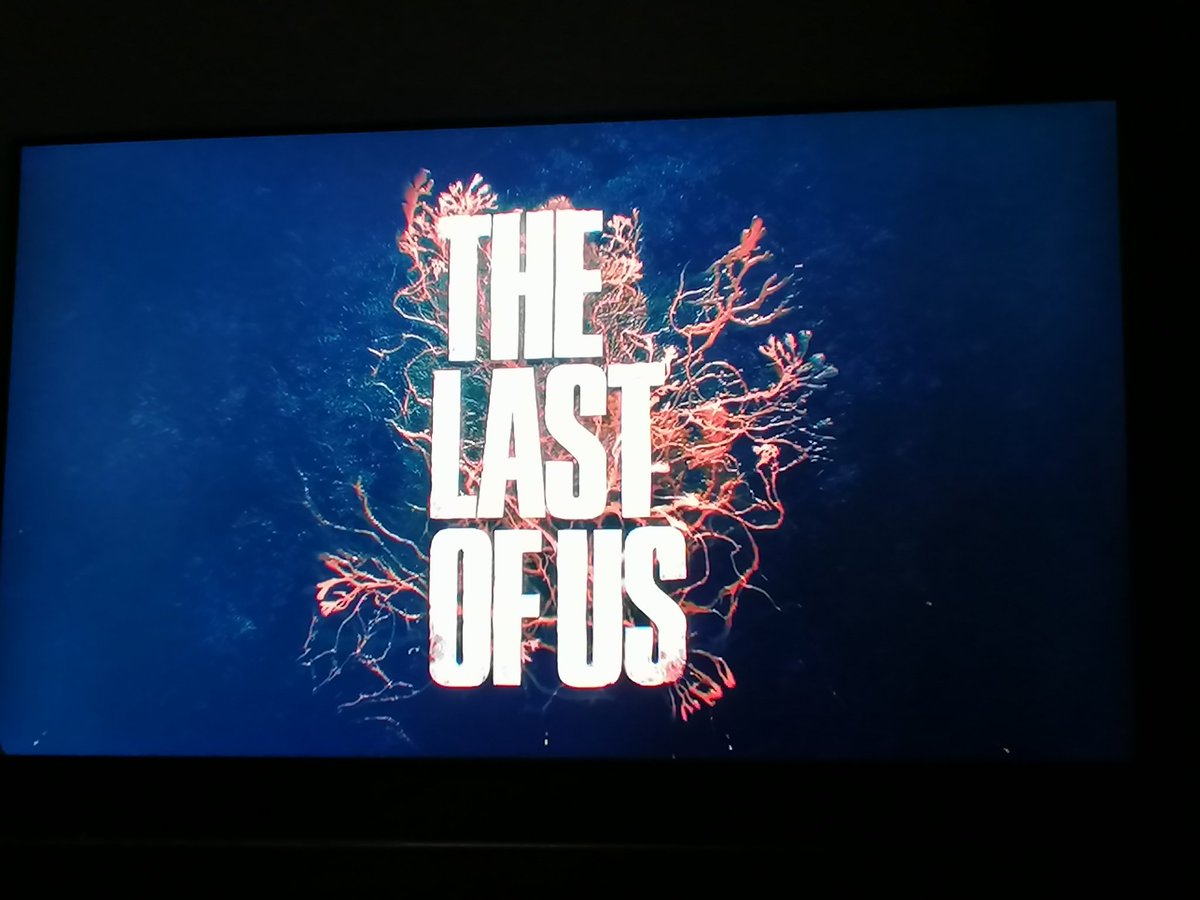 Acabamos de ver The Last of Us.
Está increíble!!